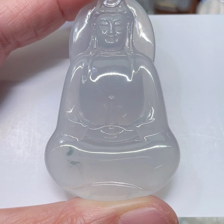 翡翠未镶嵌颈饰素衣观音