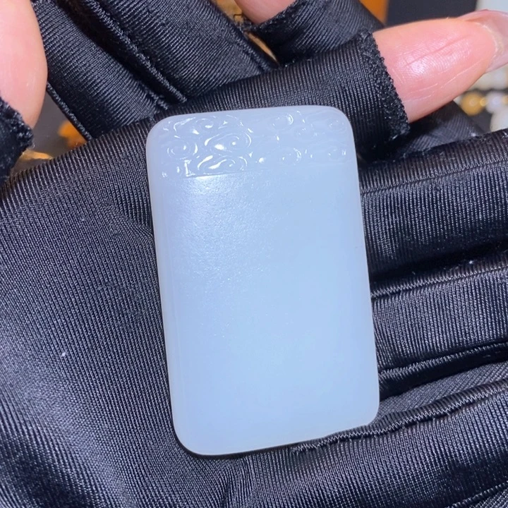 船***上和田玉未镶嵌手链