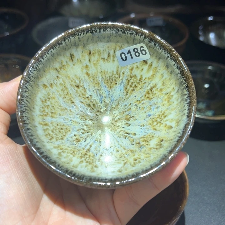 茶盏h****t悠悠精品茶盏186