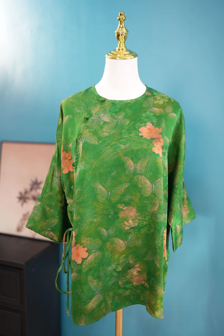 M083.女士毛衫上衣