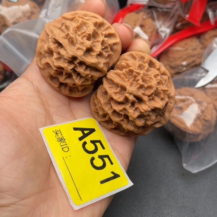 吊坠文玩核桃核桃