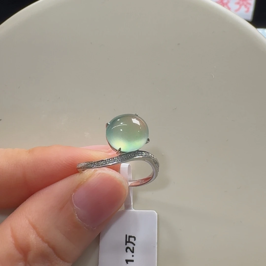 阳***期翡翠未镶嵌戒指炸光晴绿蛋面戒圈阳光姐首款