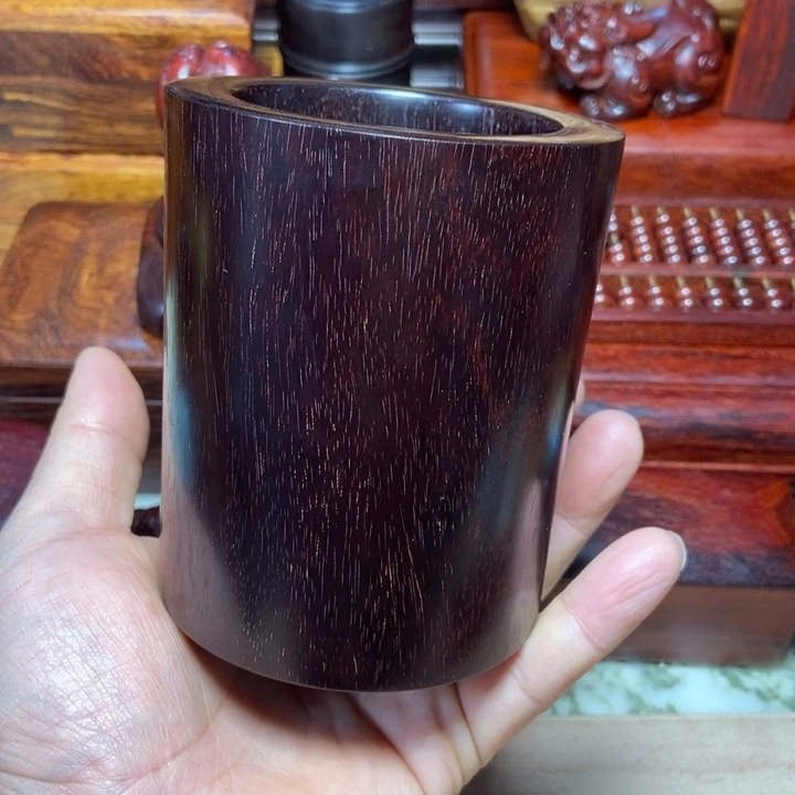 檀香紫檀（小叶紫檀）笔筒