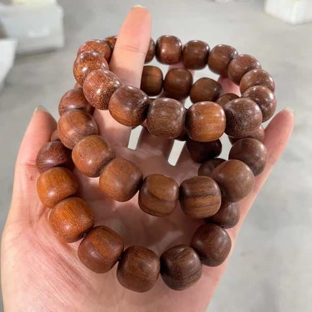 W237巴布亚贡木星空龙鳞桶珠卡1.5单圈手串