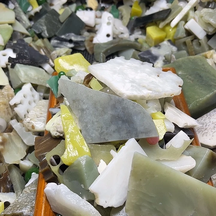 和田玉未镶嵌珠宝奇石正**敌