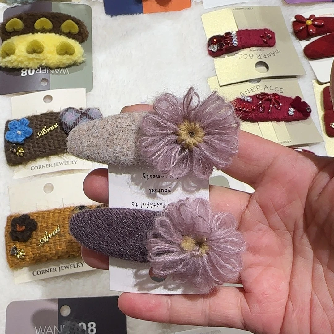 非金属粉色小花掰掰