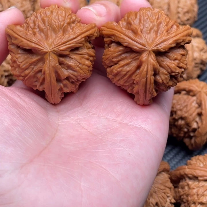 吊坠文玩核桃三棱43