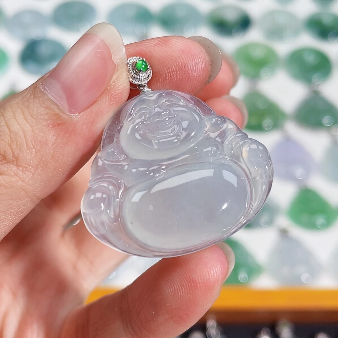 颈饰18K金镶嵌翡翠吊坠