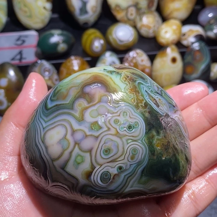 玛瑙/玉髓未镶嵌珠宝半成品4