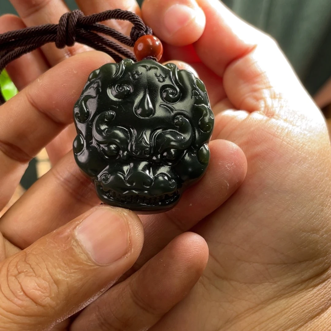 和田玉未镶嵌颈饰终**手