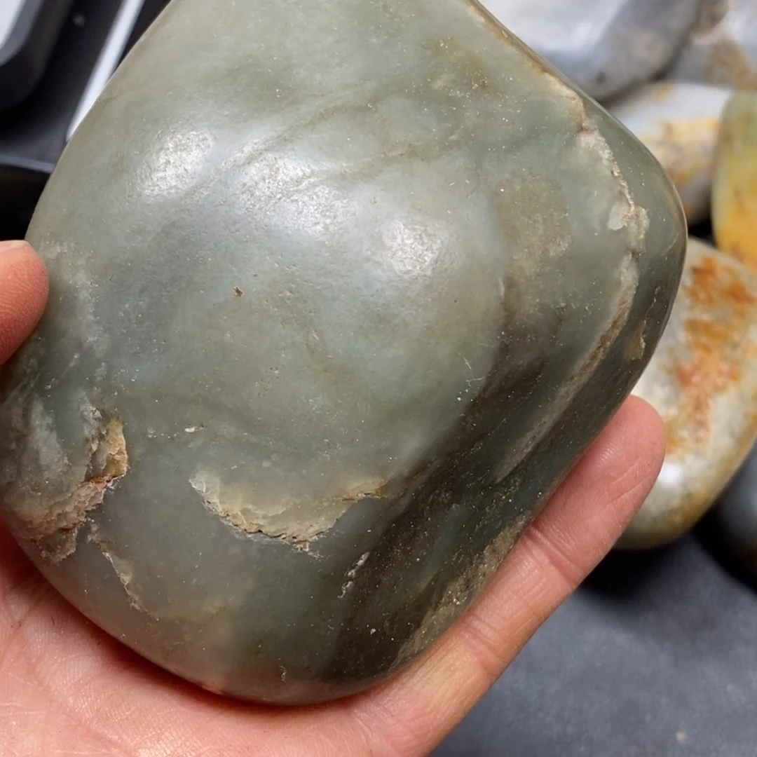 和田玉（糖玉）挂件未镶嵌