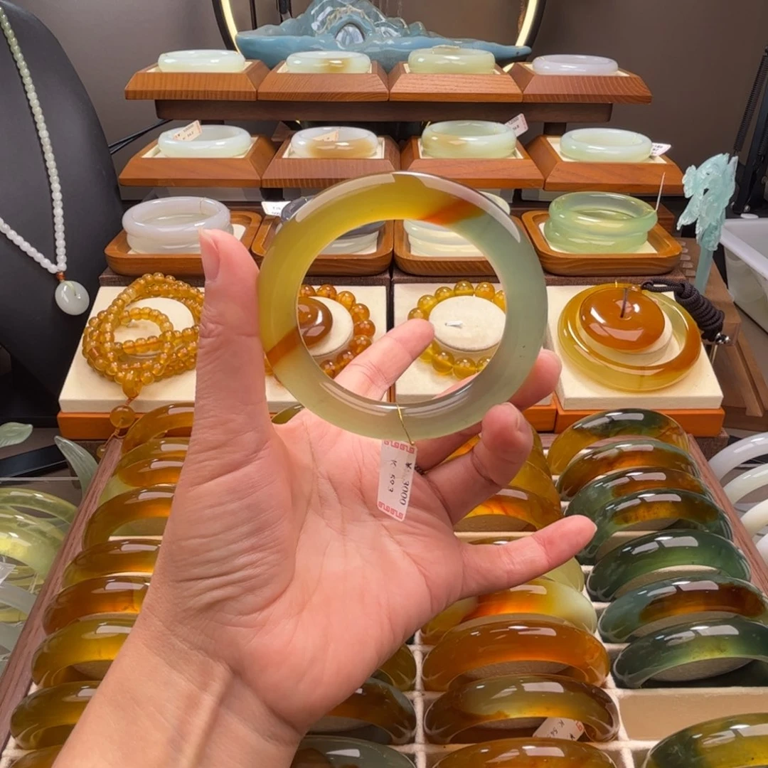 蛇纹石玉未镶嵌手镯58