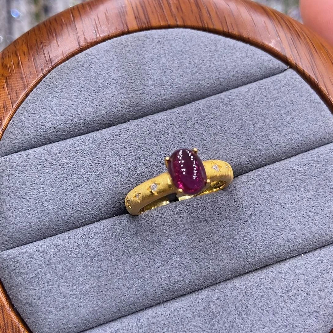 戒指银S925镶嵌石榴石（紫牙乌）