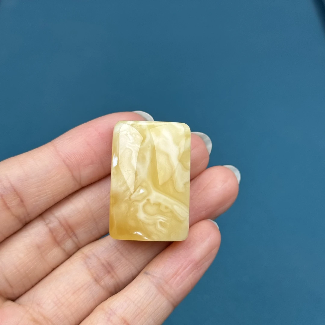 Y1785天然原矿蜜蜡 浓蜡妖花无事牌 20*30*13mm抖音基地质检发货
