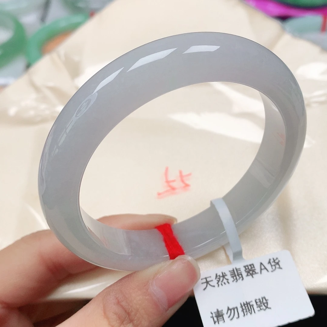 翡翠手镯未镶嵌天然翡翠手镯55