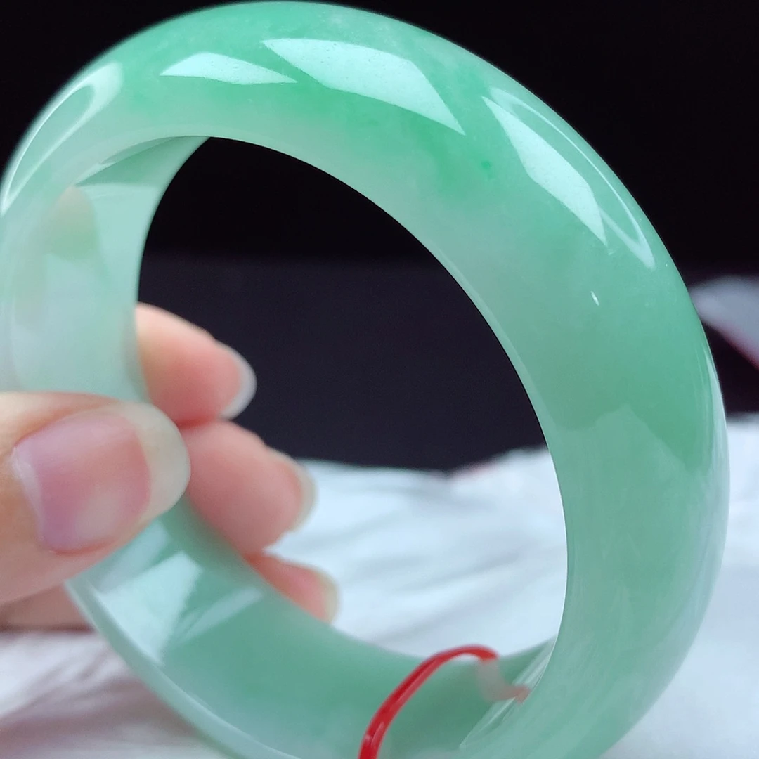 未镶嵌手镯翡翠97006，