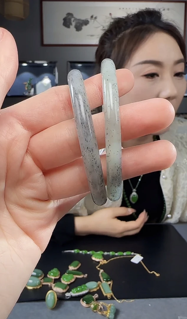 和田玉手镯多样性发货拍一发一