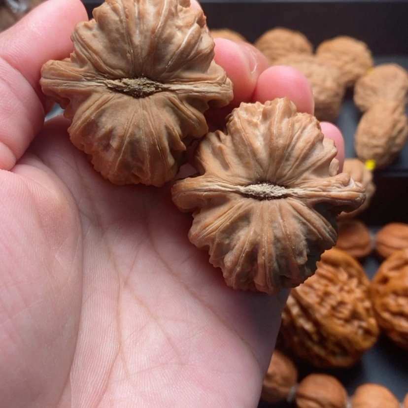 【闪购商品】吊坠文玩核桃39尺白狮子