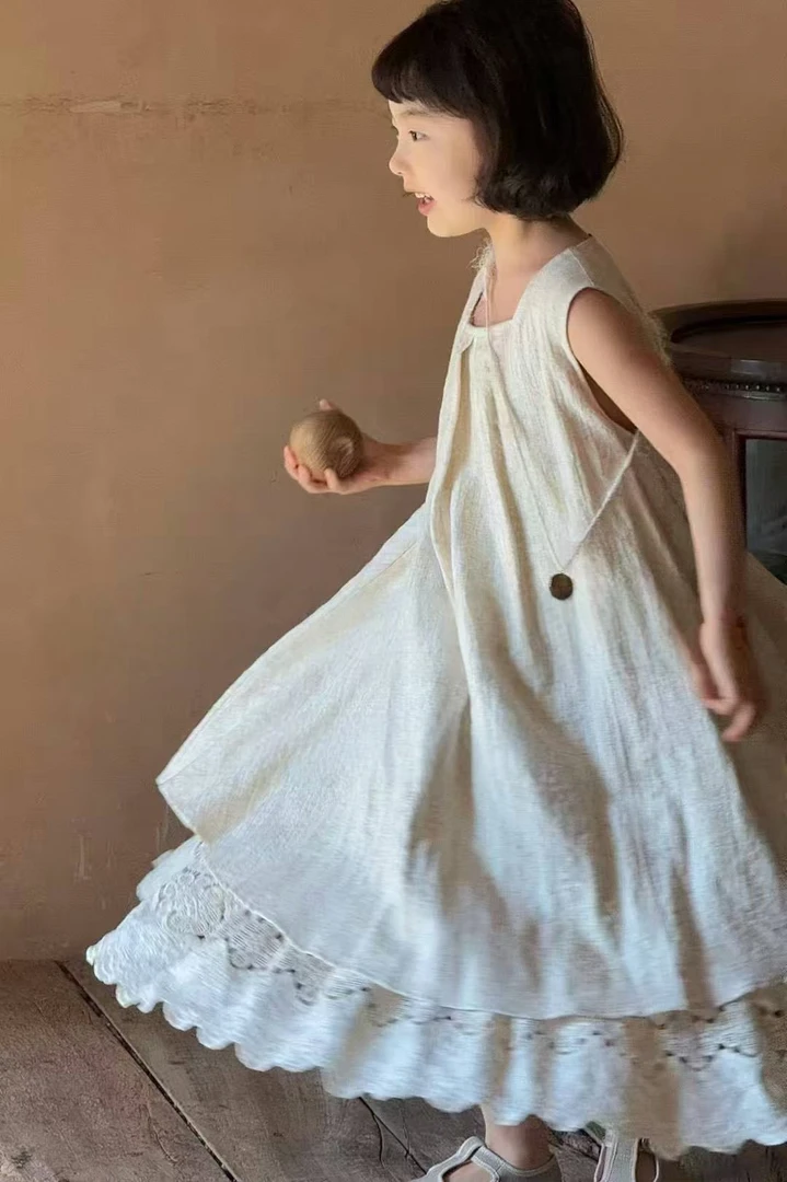 九子-2025夏季韩国设计师款亲子童装棉麻连衣裙 Q8053