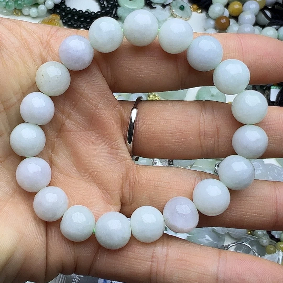 翡翠未镶嵌颈饰富贵