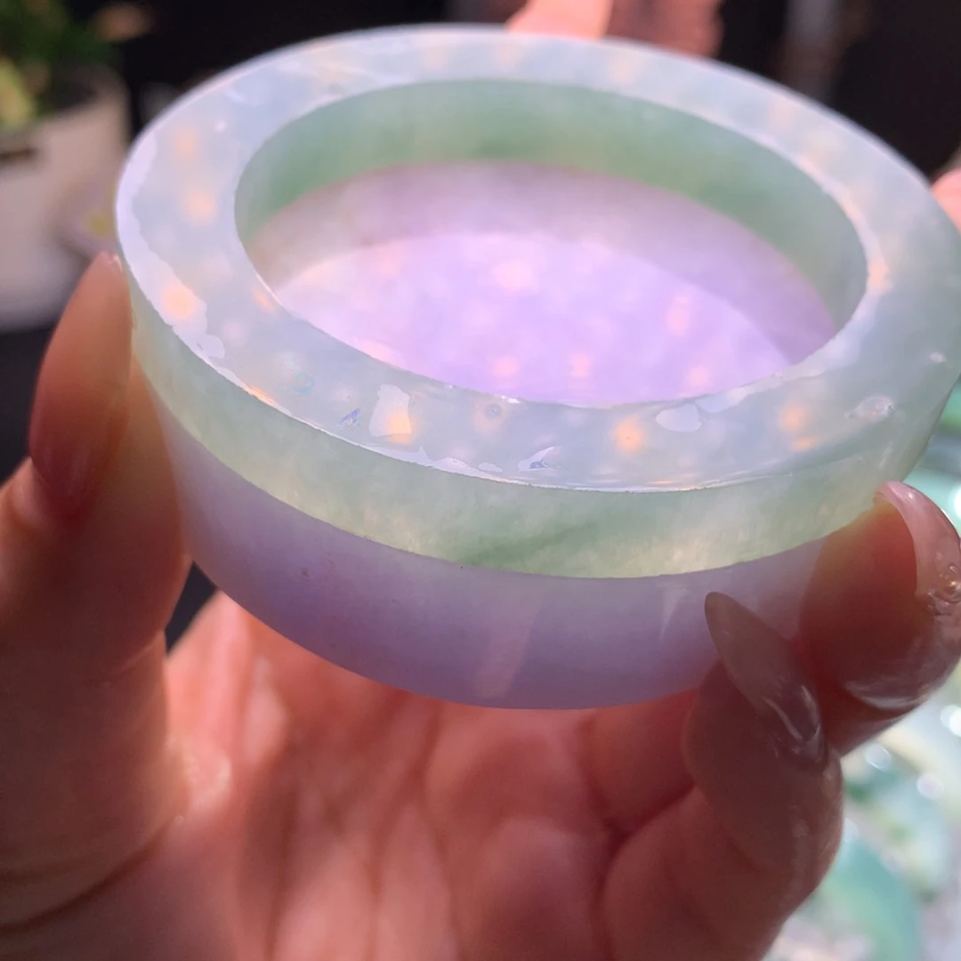 未镶嵌手镯定制翡翠