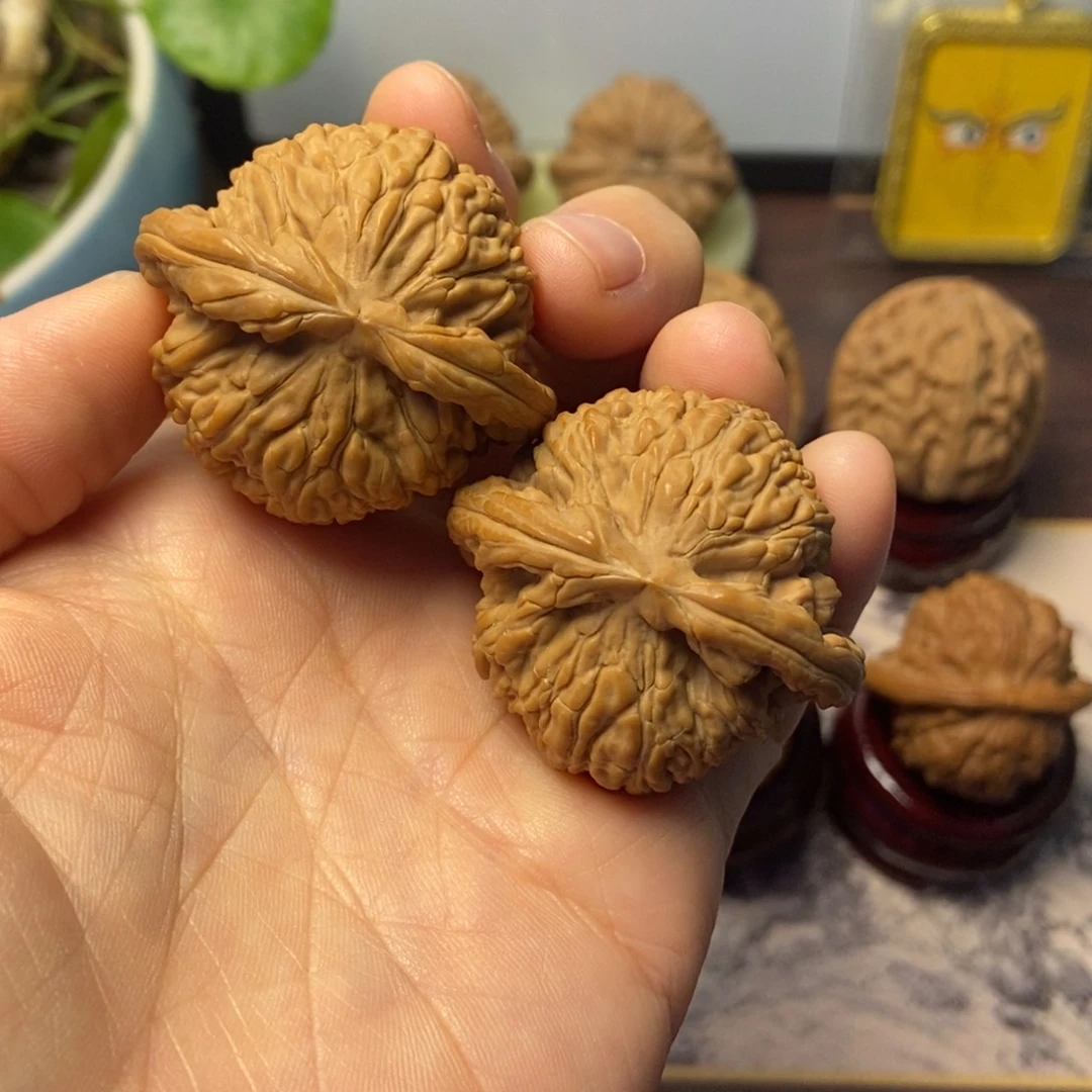 文玩核桃把件全品粗筋闷白41