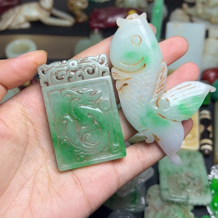 用***9吊坠滴血莲花菩提