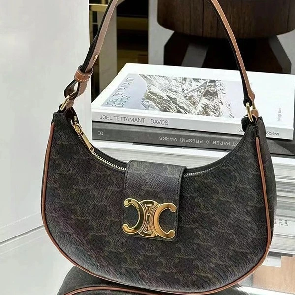 【万达撤柜】高端轻奢凯旋门腋下包包复古真皮高级感小众法式月适用