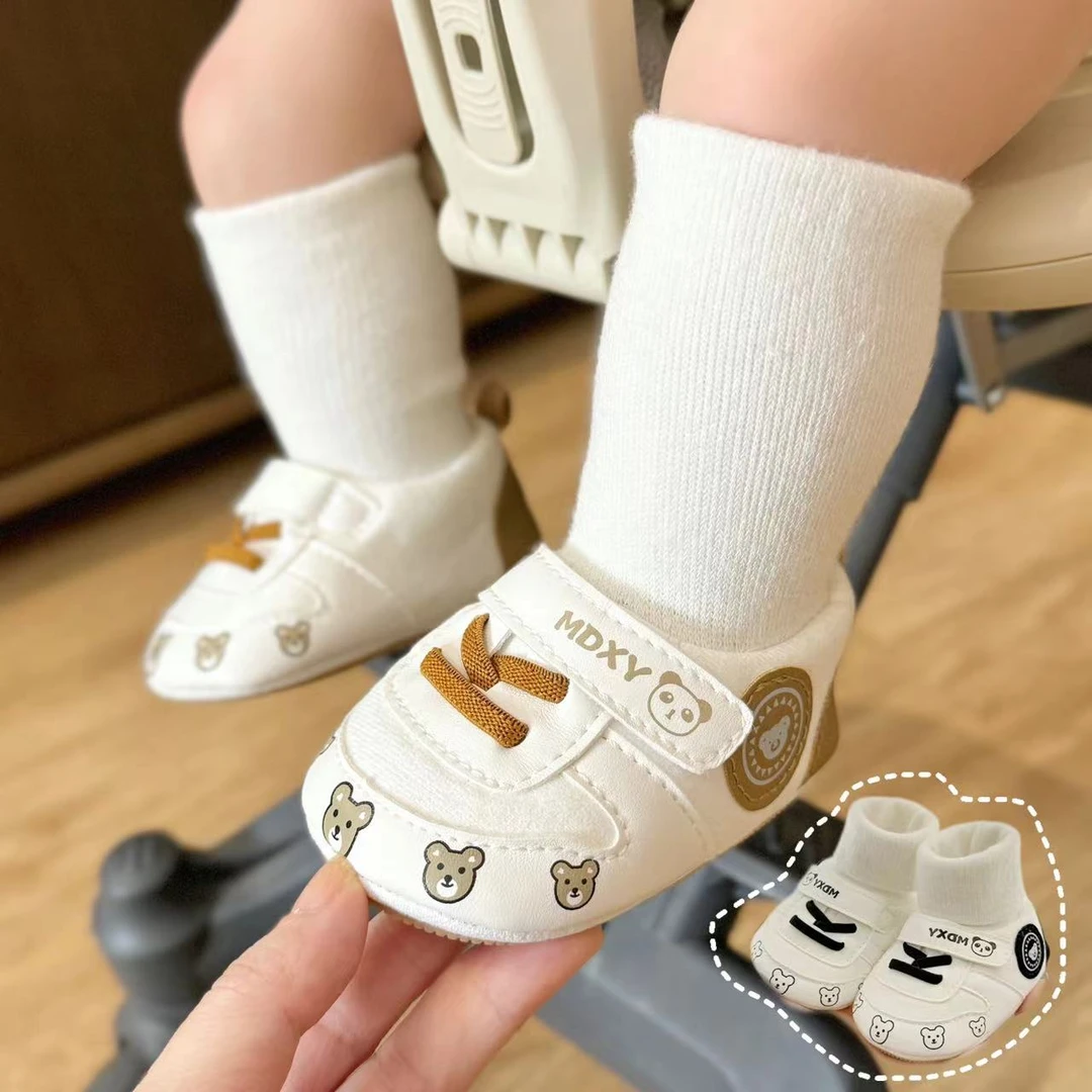 秋冬婴儿鞋宝宝幼儿学步鞋男女3-9月软底鞋袜一体0-1周岁卡通鞋