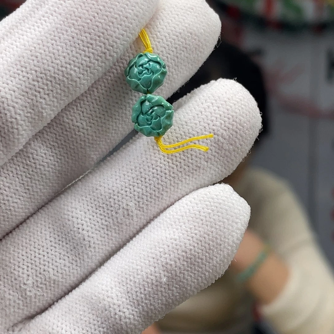 绿松石未镶嵌挂件