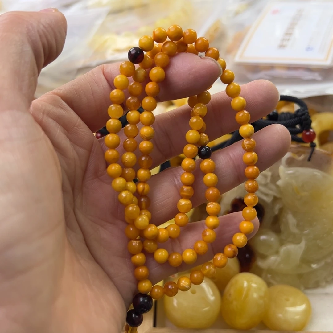 琥珀珠宝奇石未镶嵌