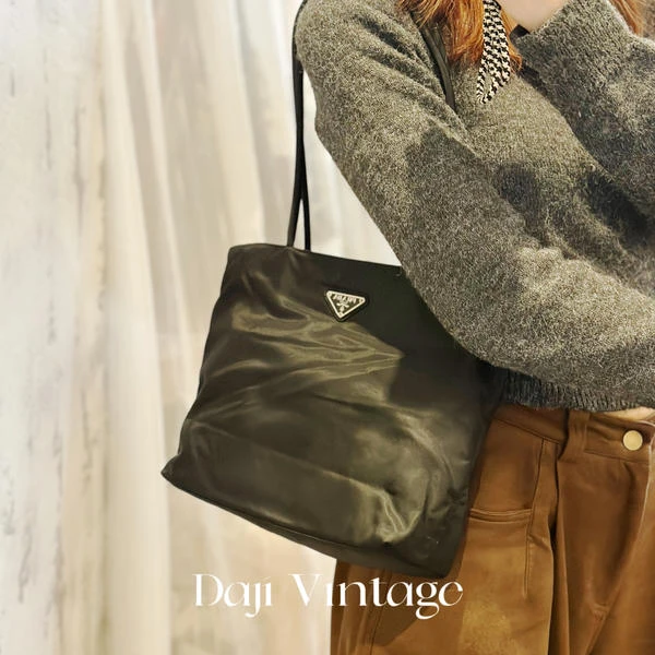 大吉中古/PRADA普拉达黑银26单肩包