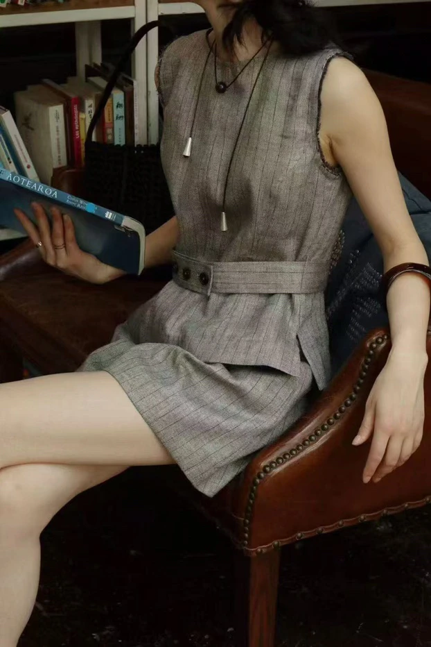 2025条纹无袖气质套装