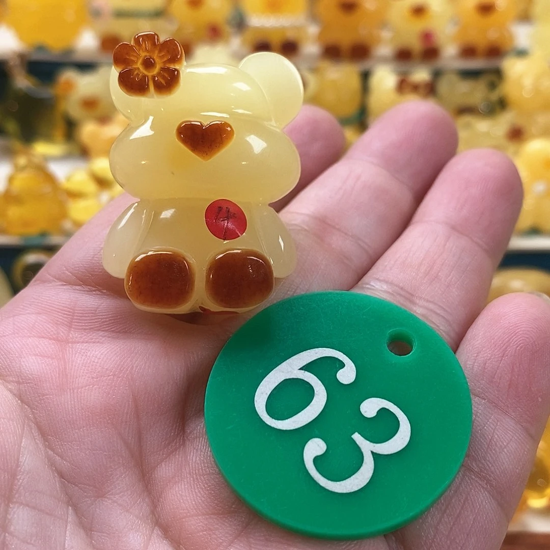 琥珀颈饰未镶嵌小***息裸石