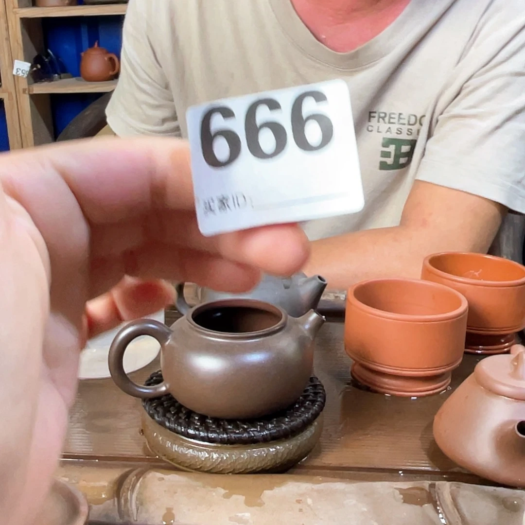 ****睡广西钦安龙窑坭兴陶柴烧