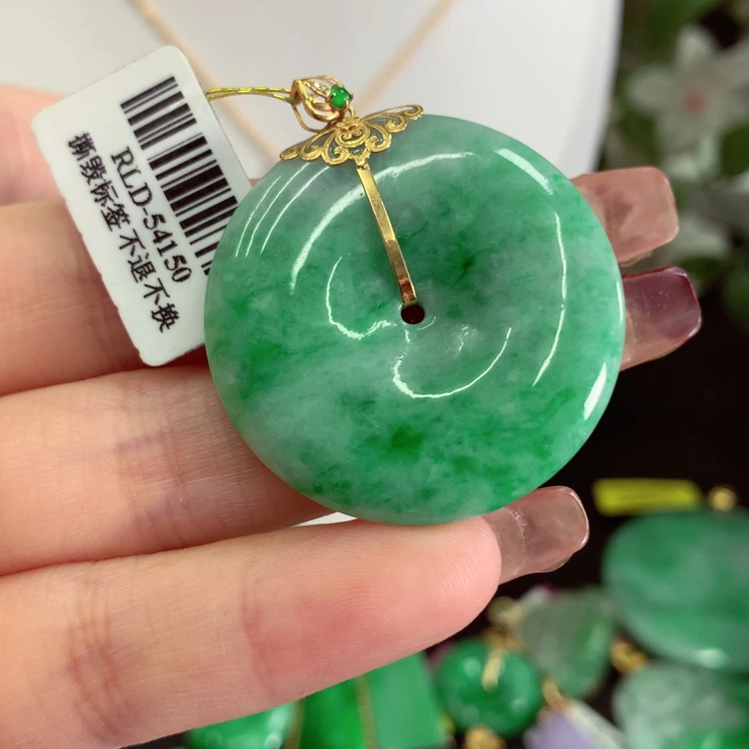 翡翠吊坠(不含链)18K金镶嵌