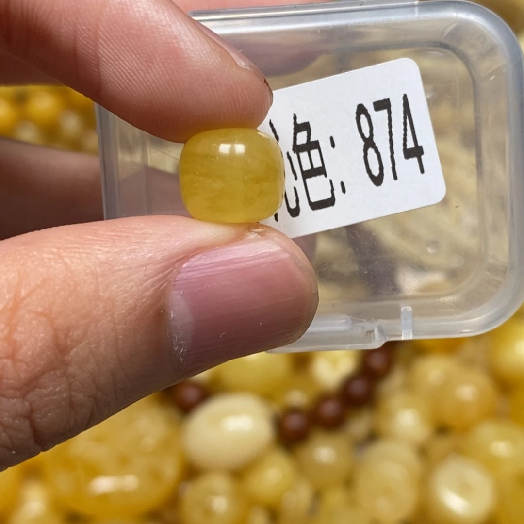 蜜蜡未镶嵌珠宝奇石874
