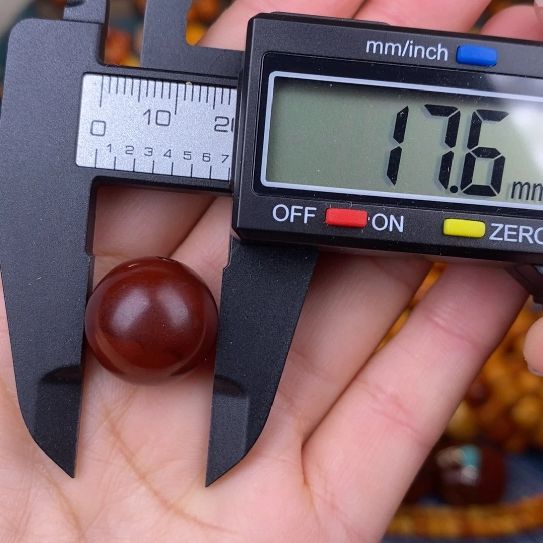 蜜蜡裸石未镶嵌蜜蜡