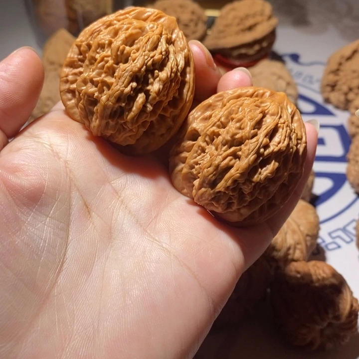 把件文玩核桃麦虎