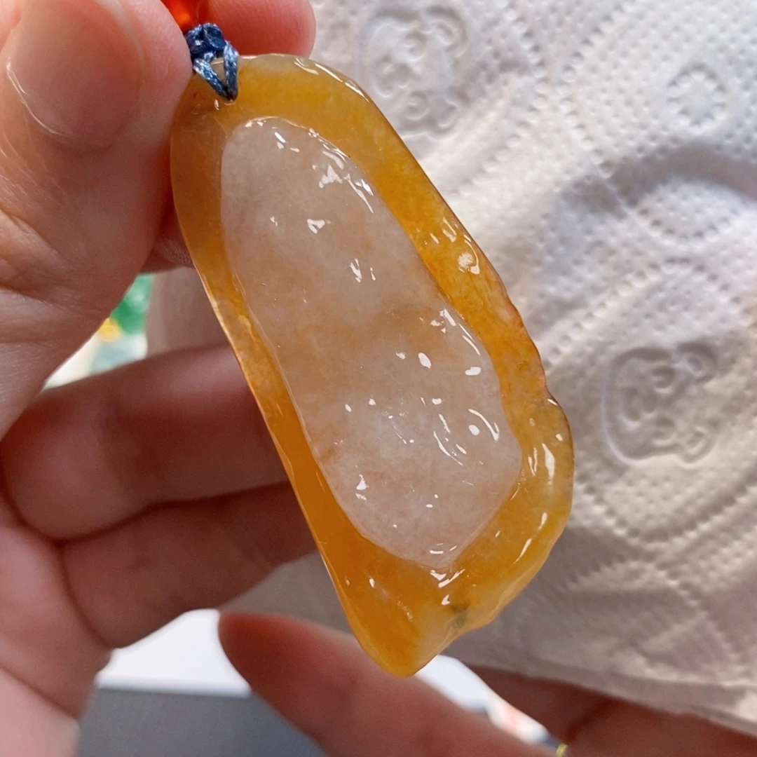 【闪购商品】翡翠吊坠(不含链)未镶嵌8863