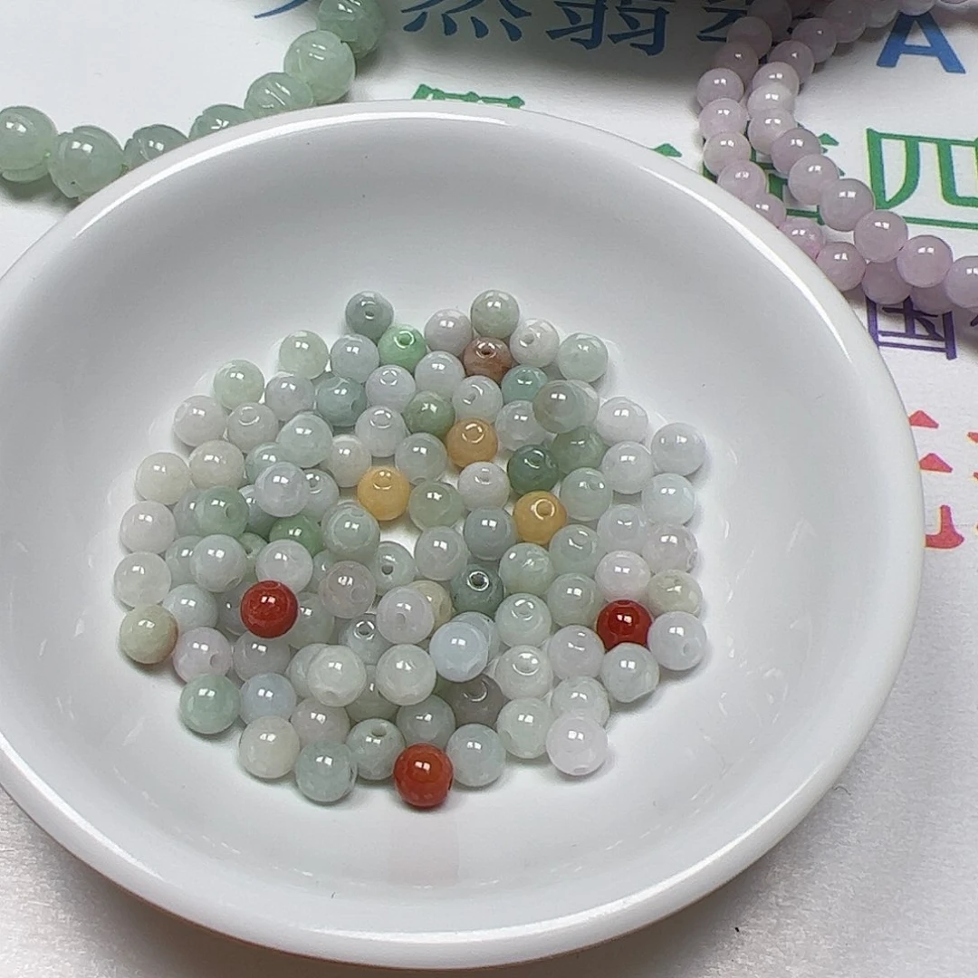 【闪购商品】翡翠手链未镶嵌荷****.卡5+