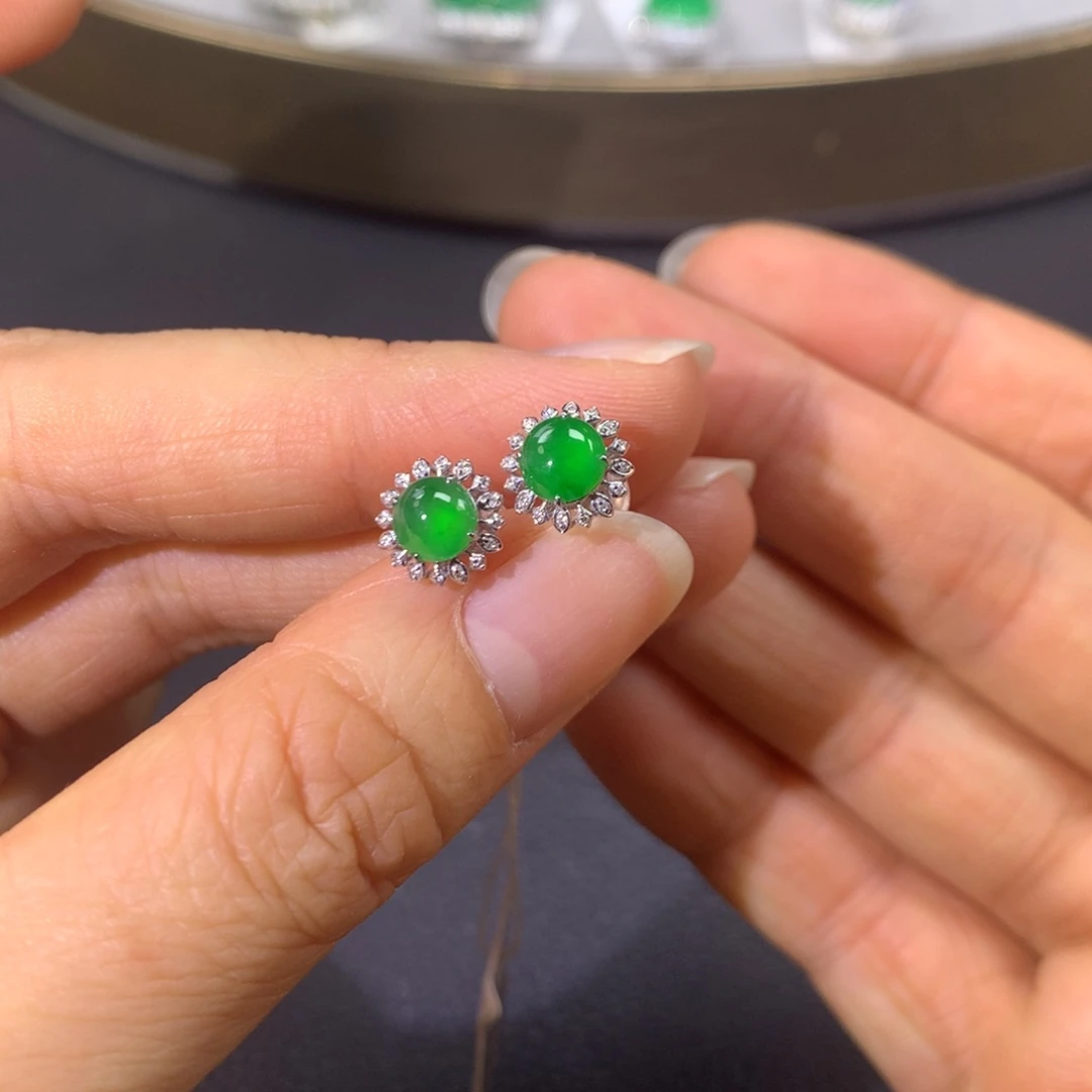 翡翠耳饰18K金镶嵌翡翠