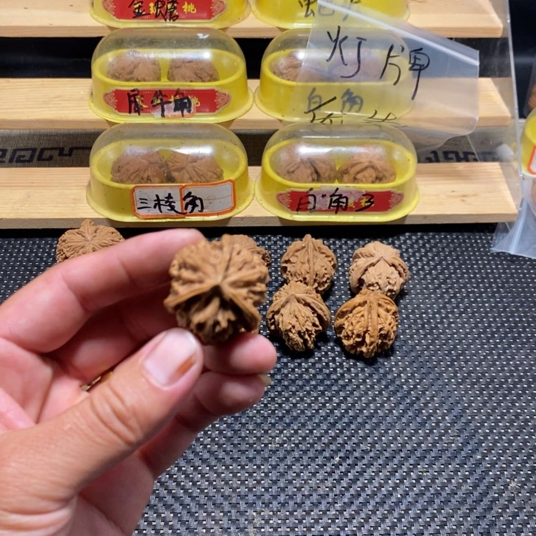 鹿***林吊坠文玩核桃核桃异形