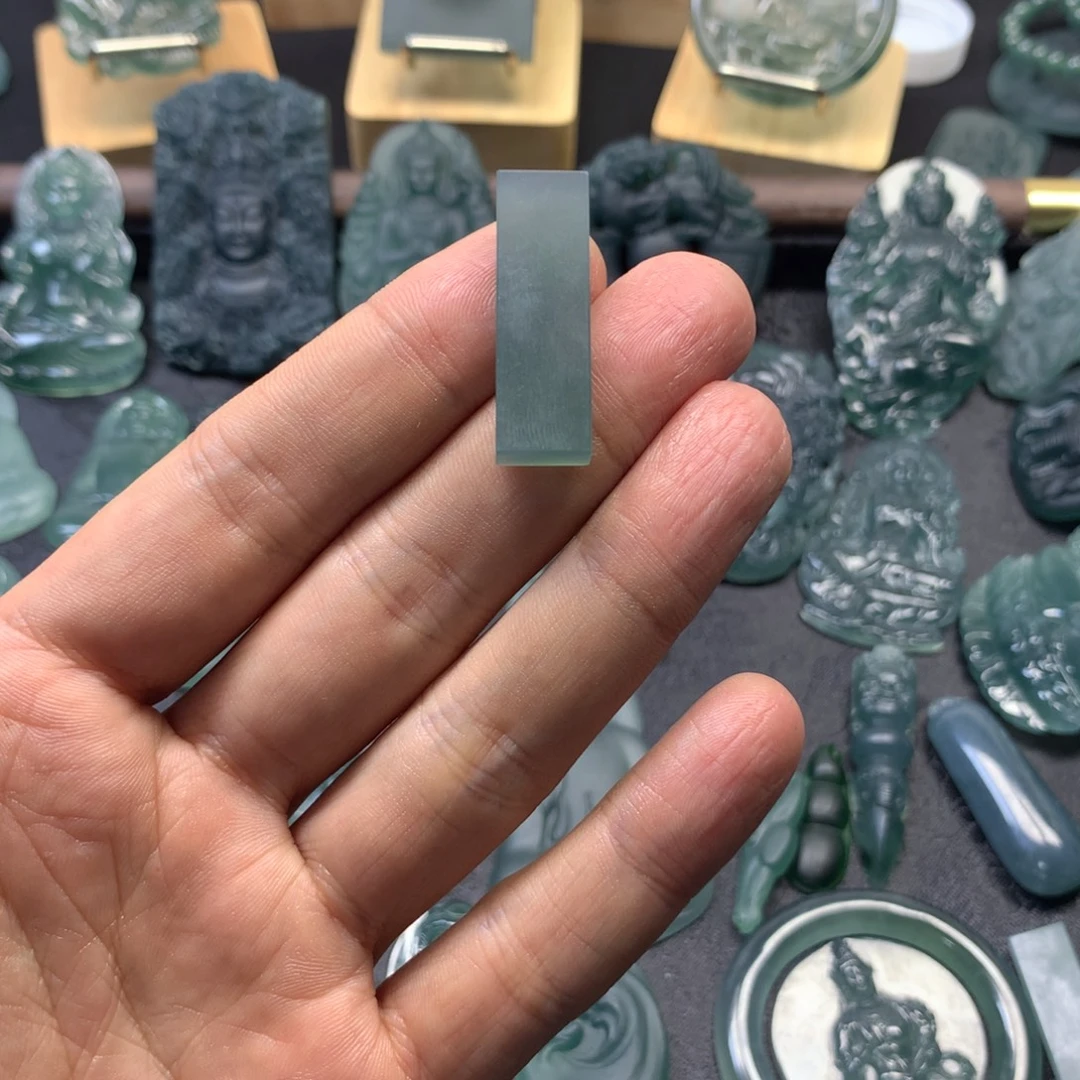 大***哥定制翡翠未镶嵌无事牌