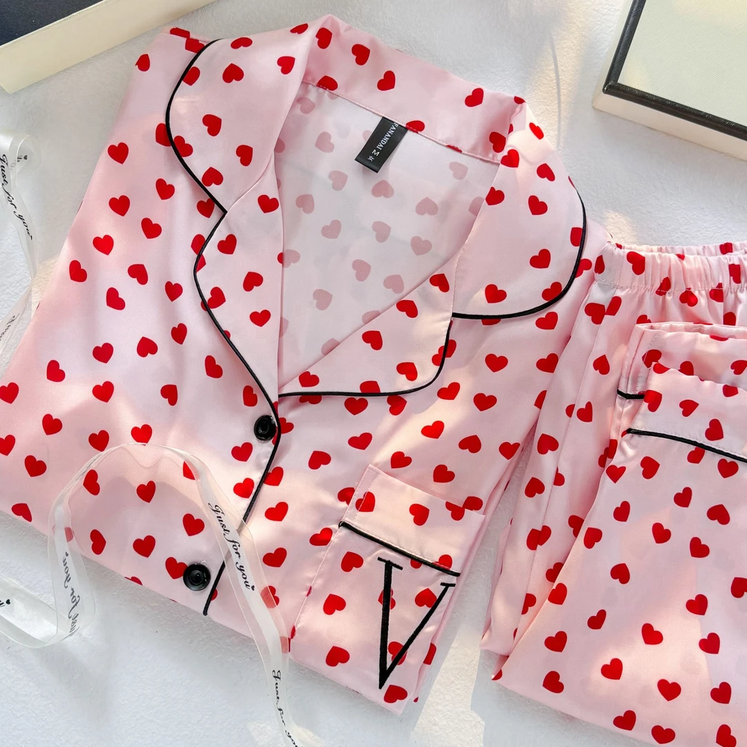 【V家爱心】春秋款长袖套装贡缎软丝女士睡衣高感简约家居服