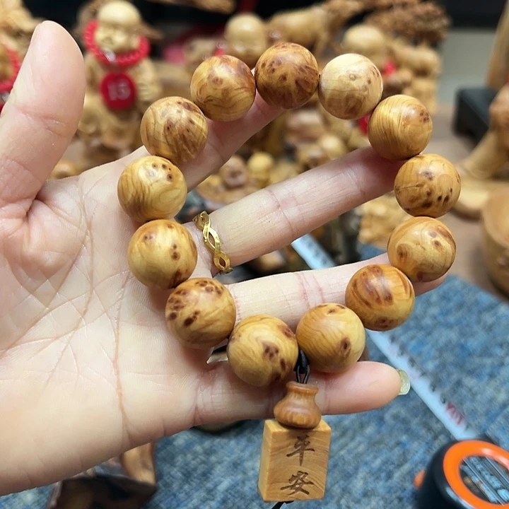 柏木太行崖柏手把摆件