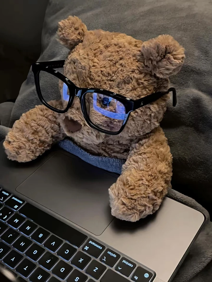 【高品质】搪胶娃娃公仔钥匙扣可爱潮玩创意礼物