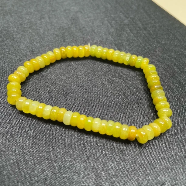 卡6mm左右 -天然缅料A货黄算盘珠手串