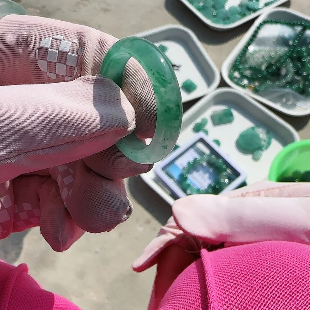 石英质玉戒圈未镶嵌?****࿐