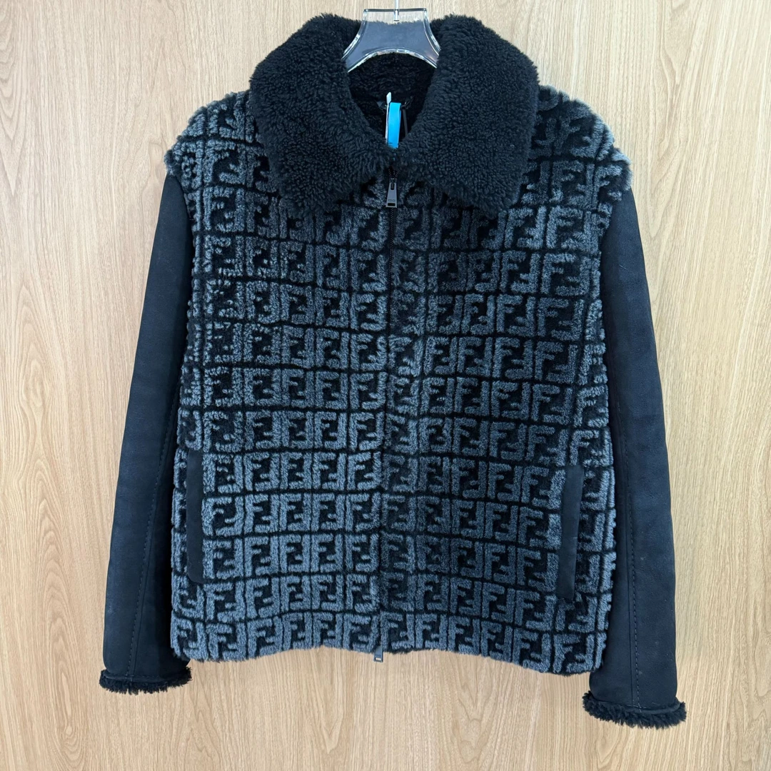 未使用 FENDI/芬迪 F图案印花翻领夹克外套50码2591201